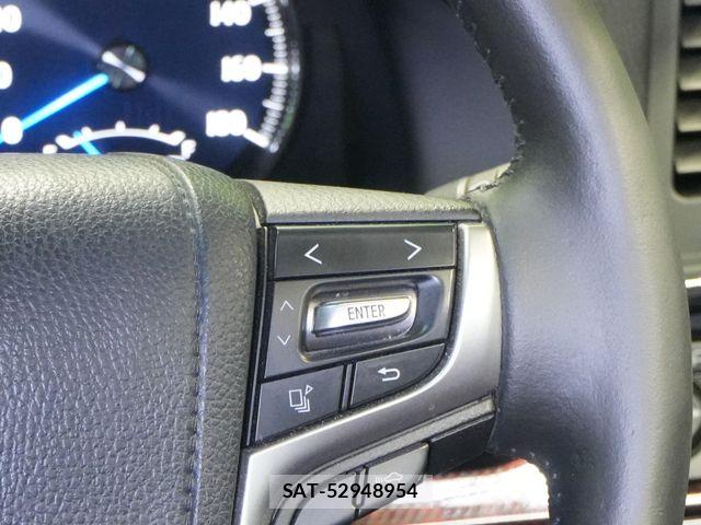 Toyota CROWN SEDAN 2016-06 6992787-21