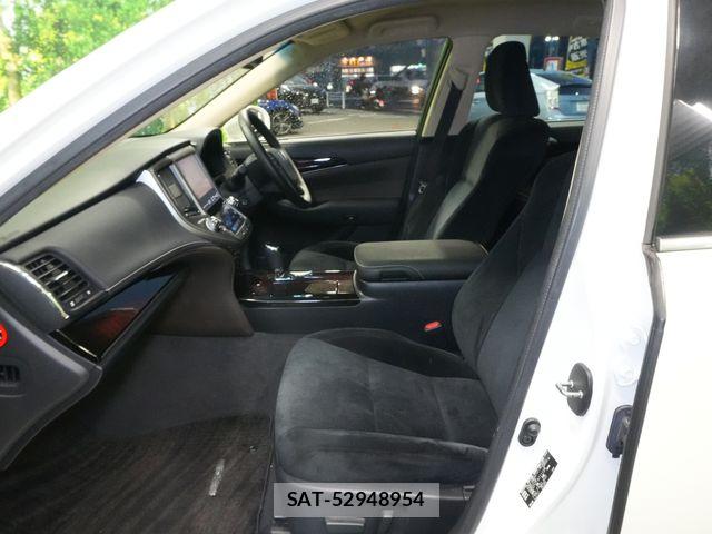 Toyota CROWN SEDAN 2016-06 6992787-25