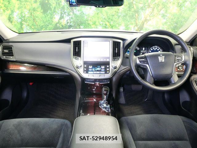 Toyota CROWN SEDAN 2016-06 6992787-5