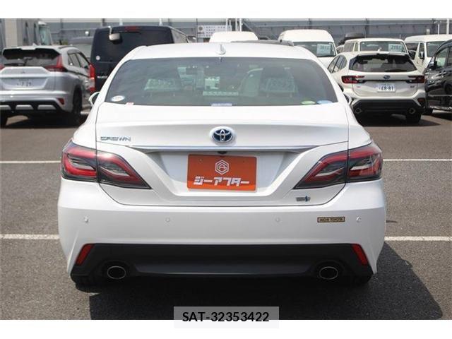 Toyota CROWN SEDAN 2021-03 6992776-12