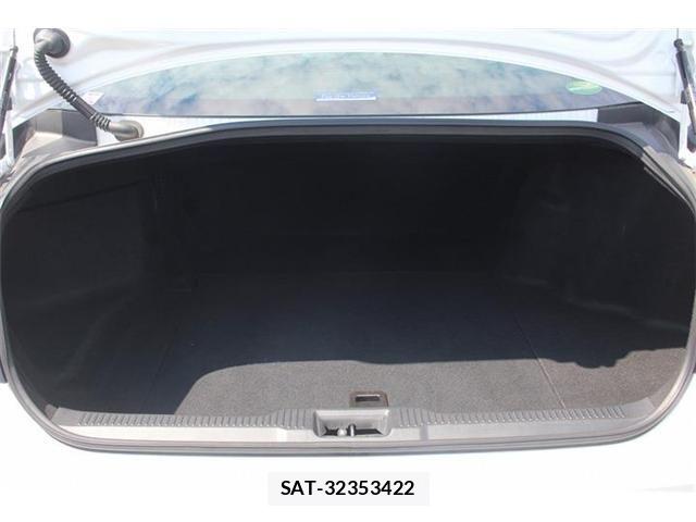 Toyota CROWN SEDAN 2021-03 6992776-27