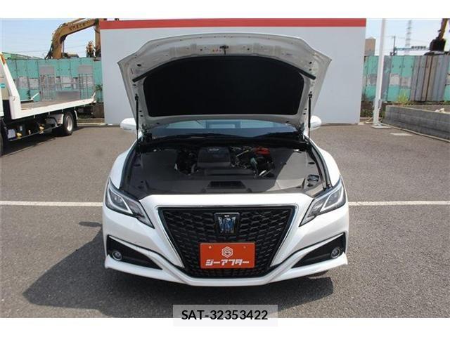 Toyota CROWN SEDAN 2021-03 6992776-28