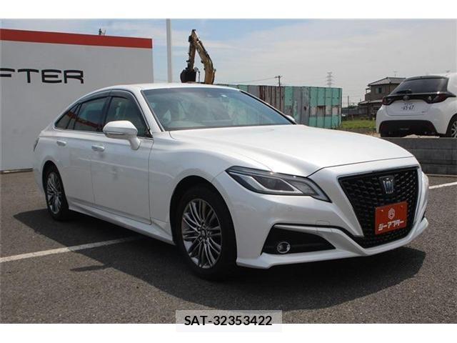 Toyota CROWN SEDAN 2021-03 6992776-7