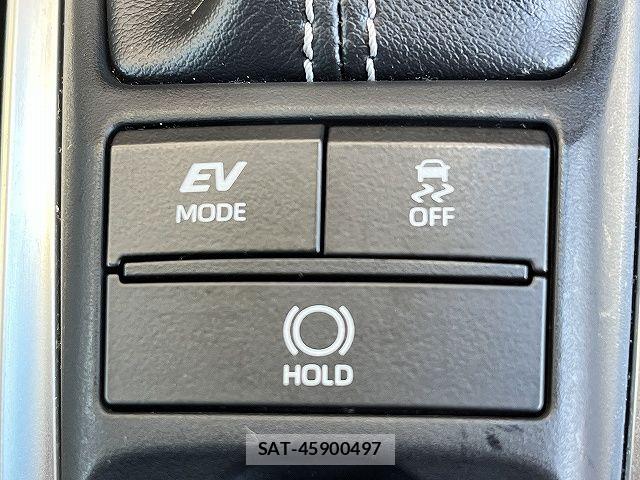 Toyota CROWN SEDAN 2020-03 6992767-15