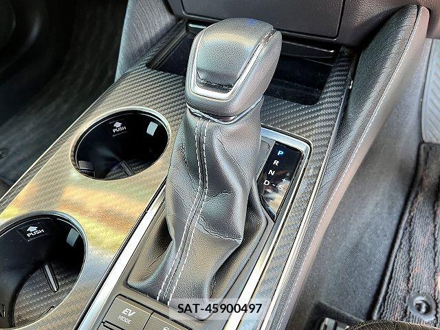 Toyota CROWN SEDAN 2020-03 6992767-19