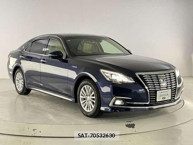 Toyota CROWN SEDAN 2018-03 6992788-7