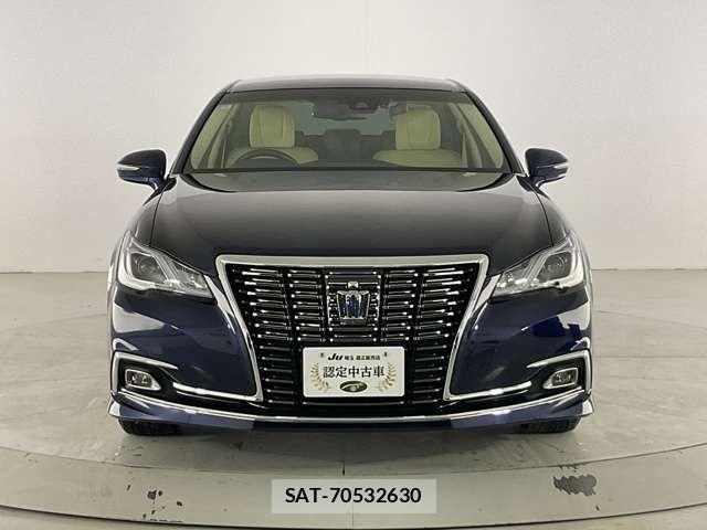 Toyota CROWN SEDAN 2018-03 6992788-1
