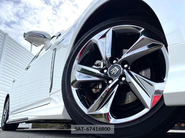 Toyota CROWN SEDAN 2019-07 6992761-16