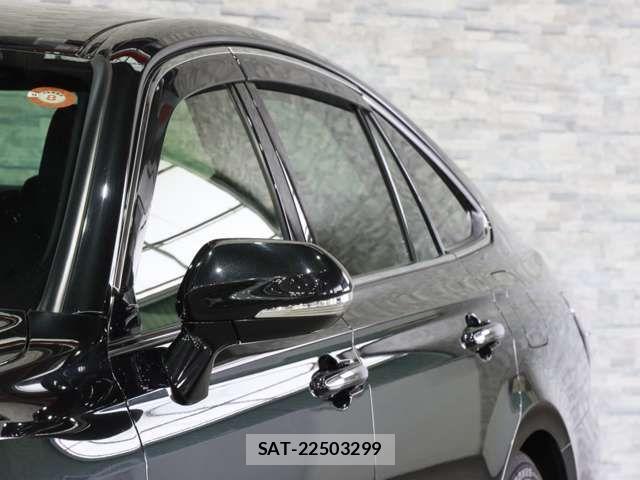 Toyota CROWN SEDAN 2020-10 6992766-17