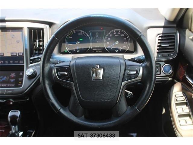 Toyota CROWN SEDAN 2016-01 6992780-12