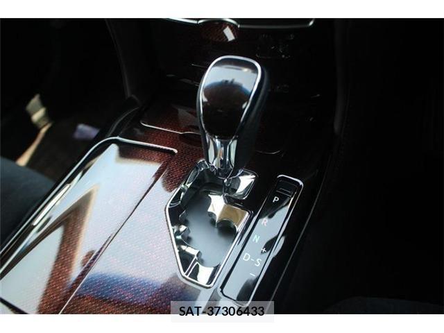 Toyota CROWN SEDAN 2016-01 6992780-15