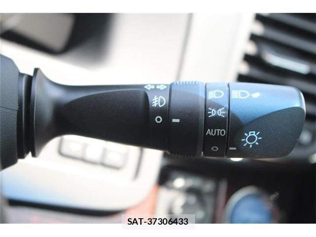 Toyota CROWN SEDAN 2016-01 6992780-17
