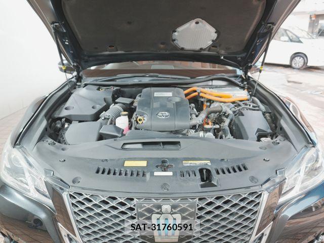 Toyota CROWN SEDAN 2014-01 6992829-12