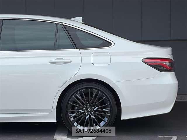 Toyota CROWN SEDAN 2020-03 6992764-26