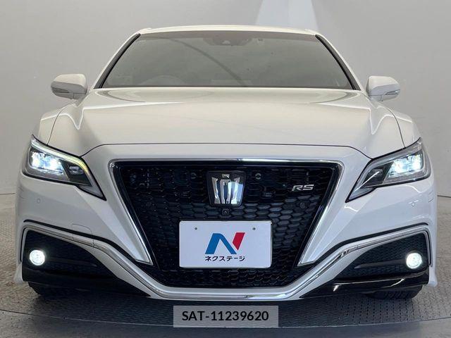 Toyota CROWN SEDAN 2019-04 6992765-16