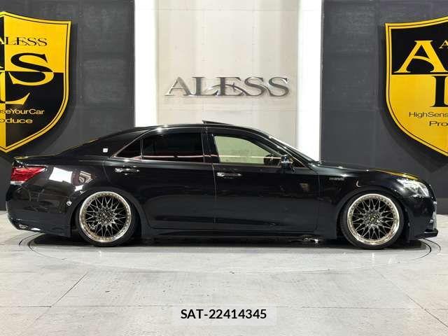 Toyota CROWN SEDAN 2013-07 6992781-13