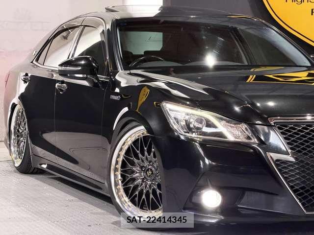 Toyota CROWN SEDAN 2013-07 6992781-1