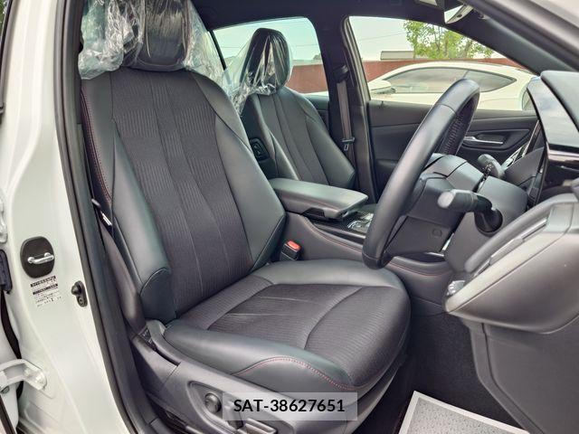Toyota CROWN SEDAN 2021-04 6992759-11