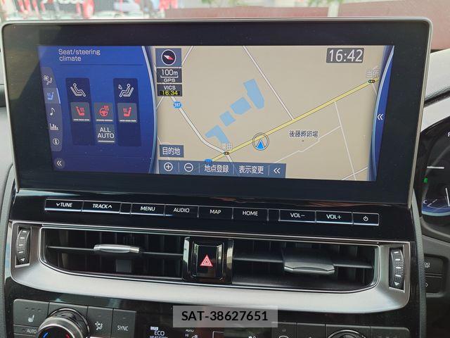 Toyota CROWN SEDAN 2021-04 6992759-14