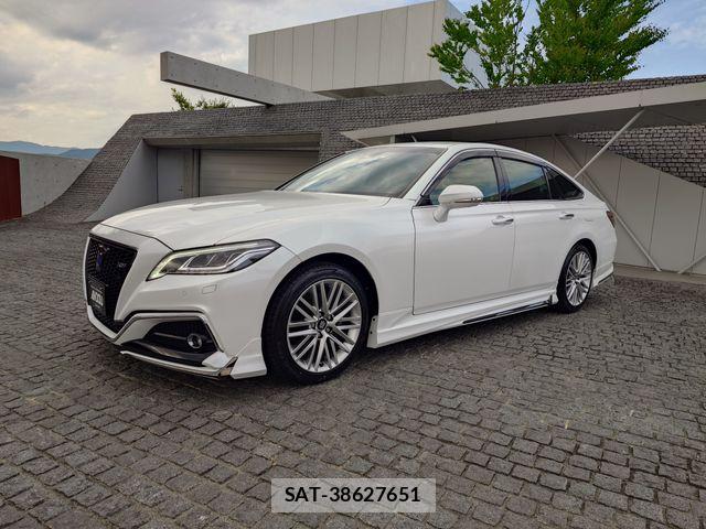 Toyota CROWN SEDAN 2021-04 6992759-1