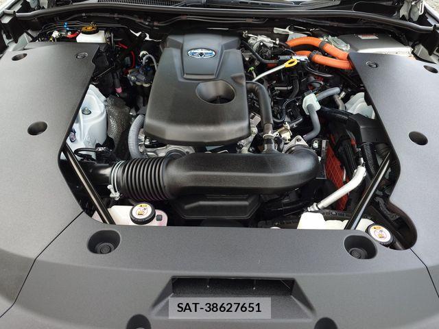 Toyota CROWN SEDAN 2021-04 6992759-22