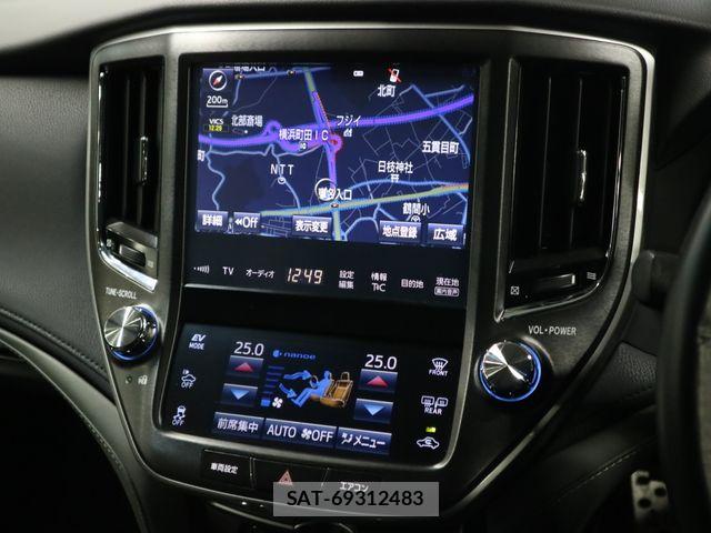 Toyota CROWN SEDAN 2017-06 6992768-13