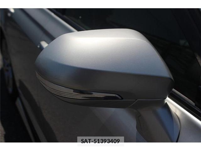 Toyota CROWN SEDAN 2019-04 6992778-20