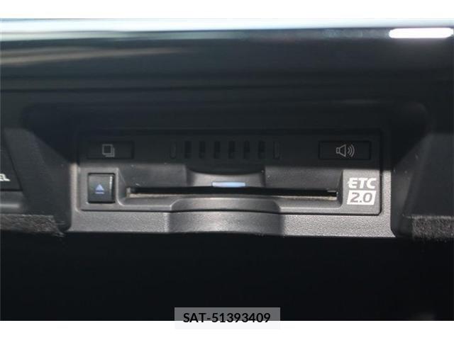 Toyota CROWN SEDAN 2019-04 6992778-5