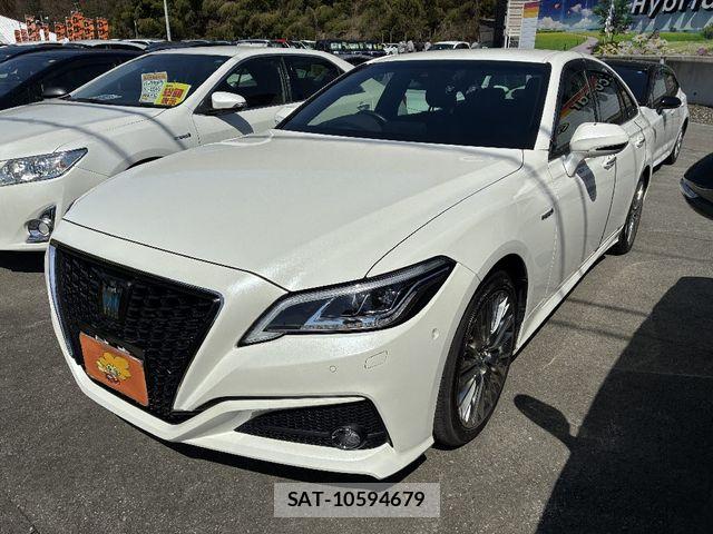 Toyota CROWN SEDAN 2019-03 7020260-0