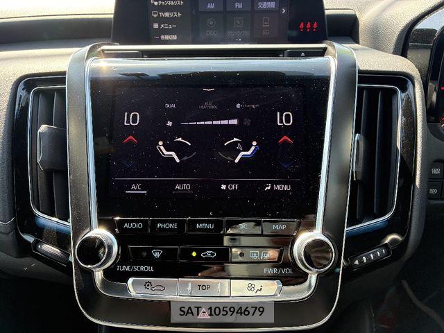 Toyota CROWN SEDAN 2019-03 7020260-11