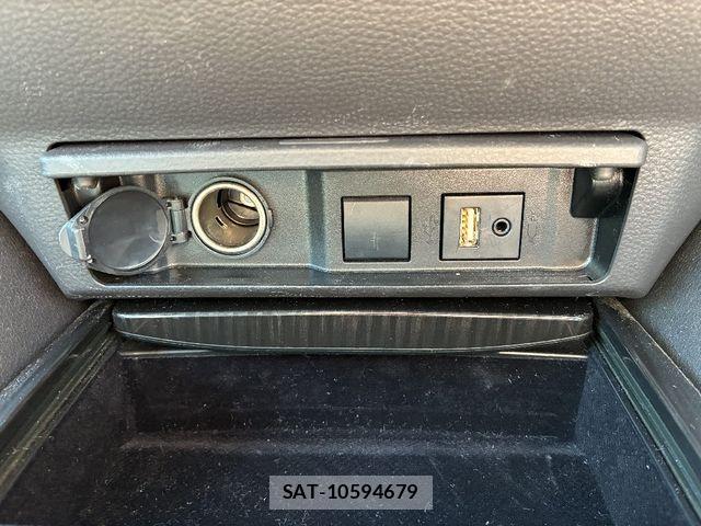 Toyota CROWN SEDAN 2019-03 7020260-12