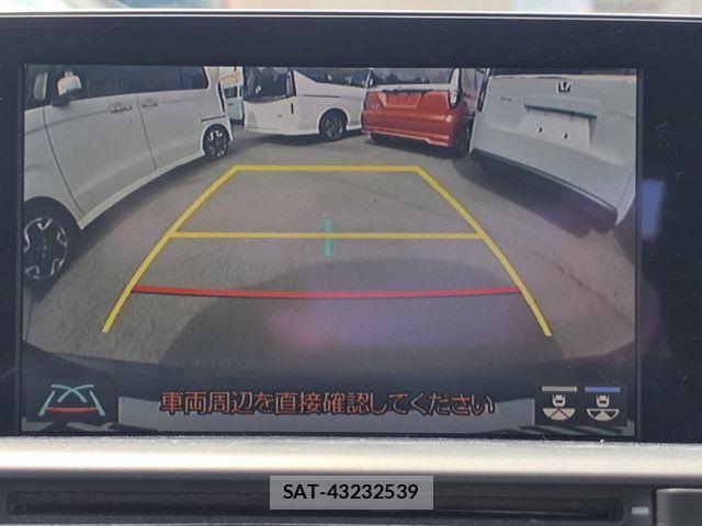 Toyota CROWN SEDAN 2019-07 7020264-21
