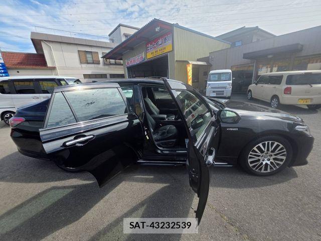 Toyota CROWN SEDAN 2019-07 7020264-6