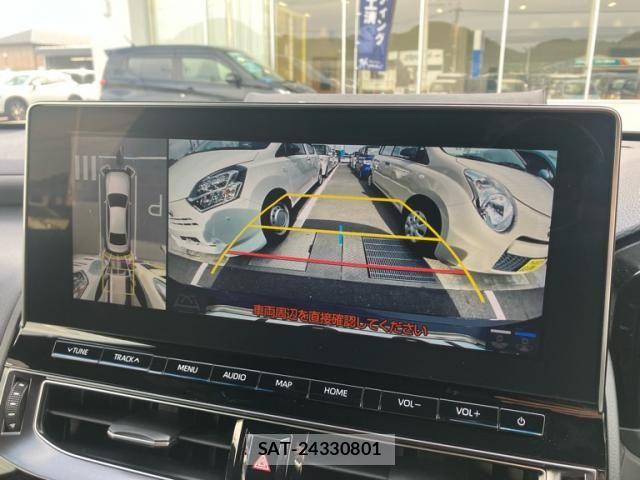 Toyota CROWN SEDAN 2022-01 7020257-17