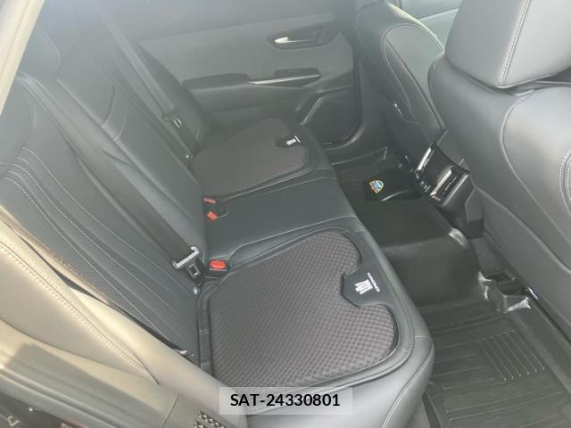 Toyota CROWN SEDAN 2022-01 7020257-22