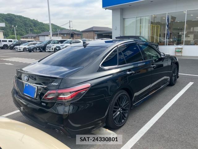 Toyota CROWN SEDAN 2022-01 7020257-3