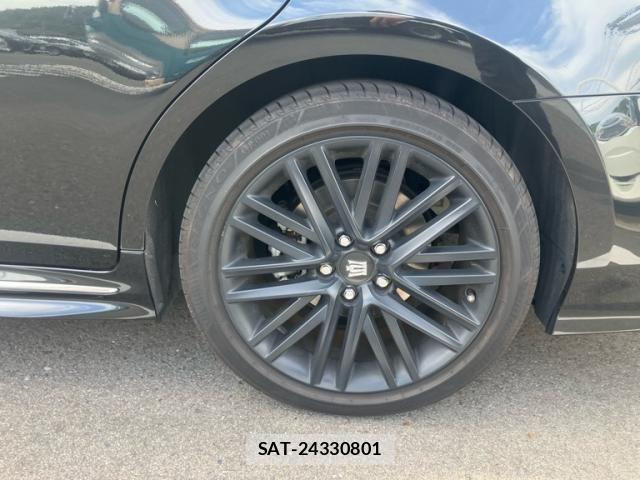 Toyota CROWN SEDAN 2022-01 7020257-4
