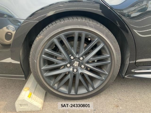 Toyota CROWN SEDAN 2022-01 7020257-7