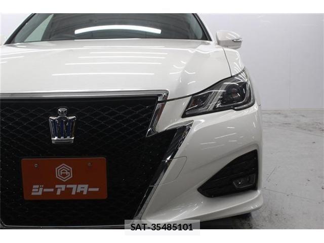 Toyota CROWN SEDAN 2015-11 7020266-13