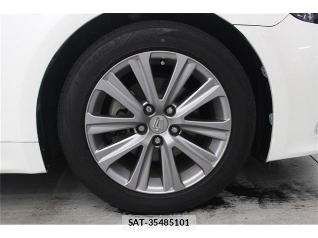 Toyota CROWN SEDAN 2015-11 7020266-22