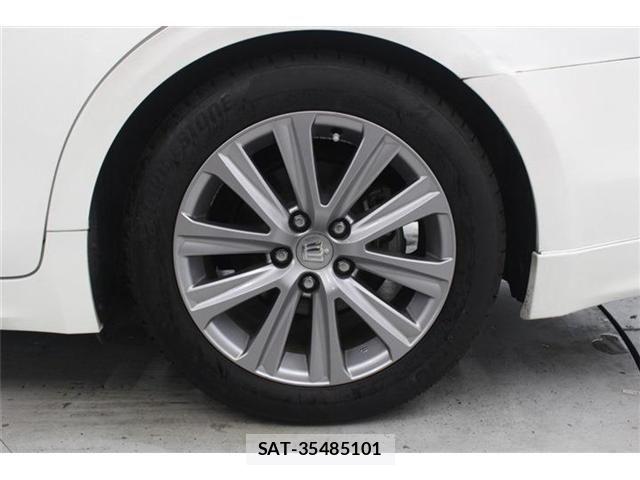 Toyota CROWN SEDAN 2015-11 7020266-24