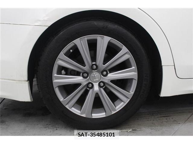 Toyota CROWN SEDAN 2015-11 7020266-25