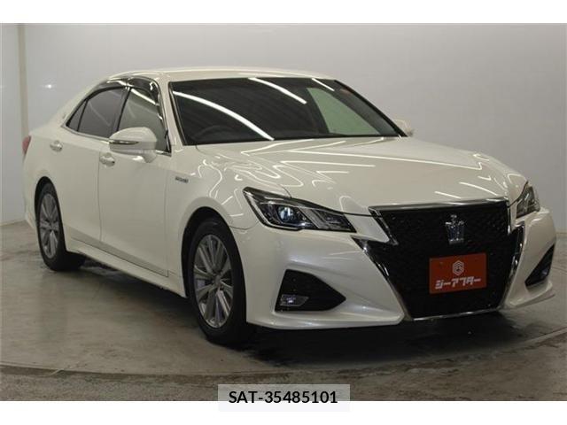 Toyota CROWN SEDAN 2015-11 7020266-2