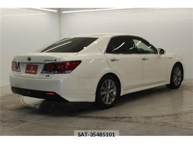 Toyota CROWN SEDAN 2015-11 7020266-4