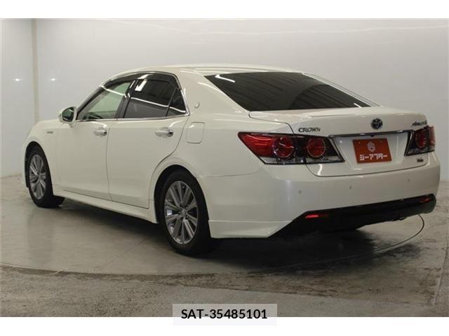 Toyota CROWN SEDAN 2015-11 7020266-6