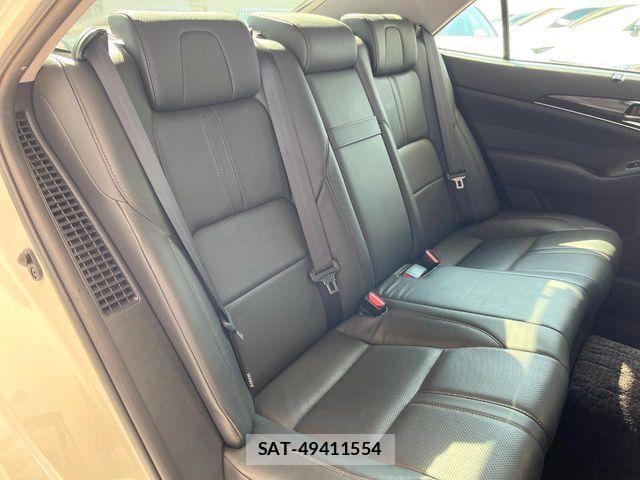 Toyota CROWN SEDAN 2013-05 7020263-11
