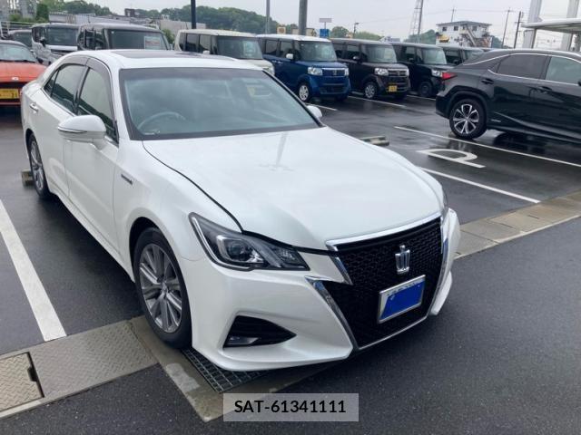 Toyota CROWN SEDAN 2016-08 7020262-0