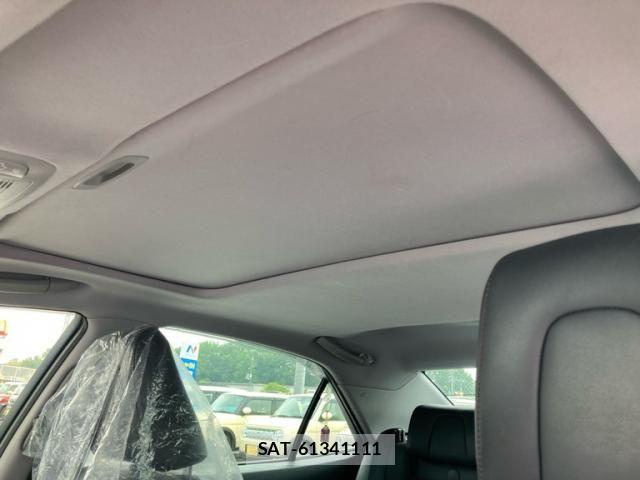 Toyota CROWN SEDAN 2016-08 7020262-12