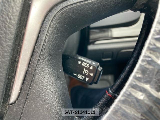Toyota CROWN SEDAN 2016-08 7020262-14