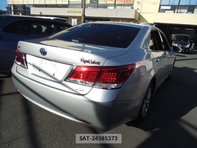Toyota CROWN SEDAN 2013-06 7020267-2